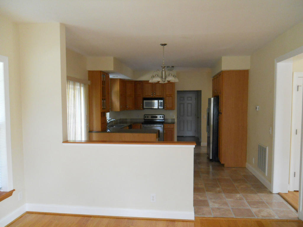 537 Sprinkle Road Fincastle, VA 24090 - Photo 6 of 23 Kitchen 2