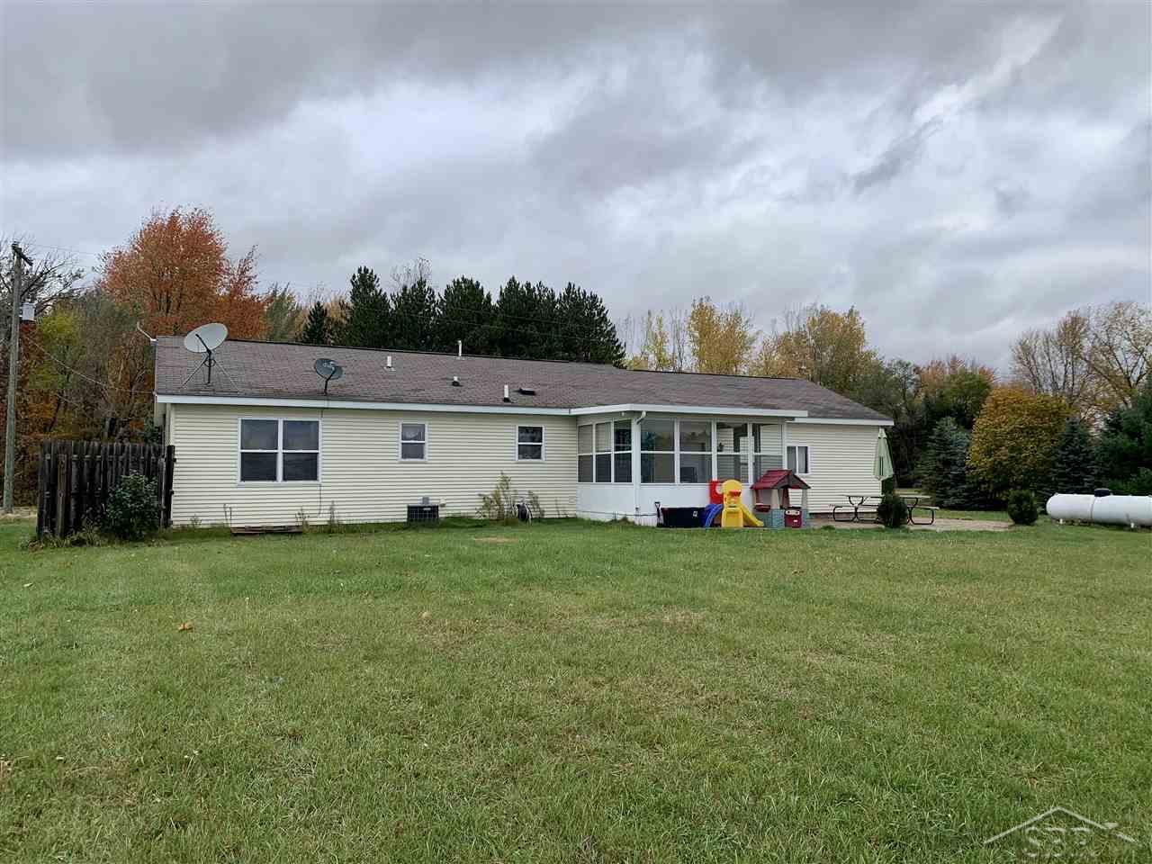 17815 Doyle Road Hemlock, MI 48626 - Photo 21 of 24