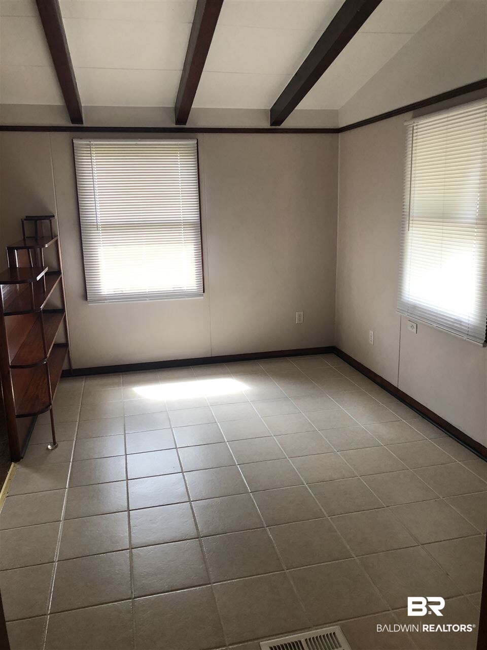 4054 Pringle Drive Mobile, AL 36618 - Photo 4 of 12
