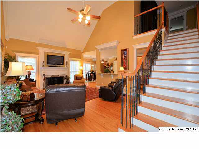 7002 Indian Ridge Drive Pelham, AL 35124 - Photo 5 of 32