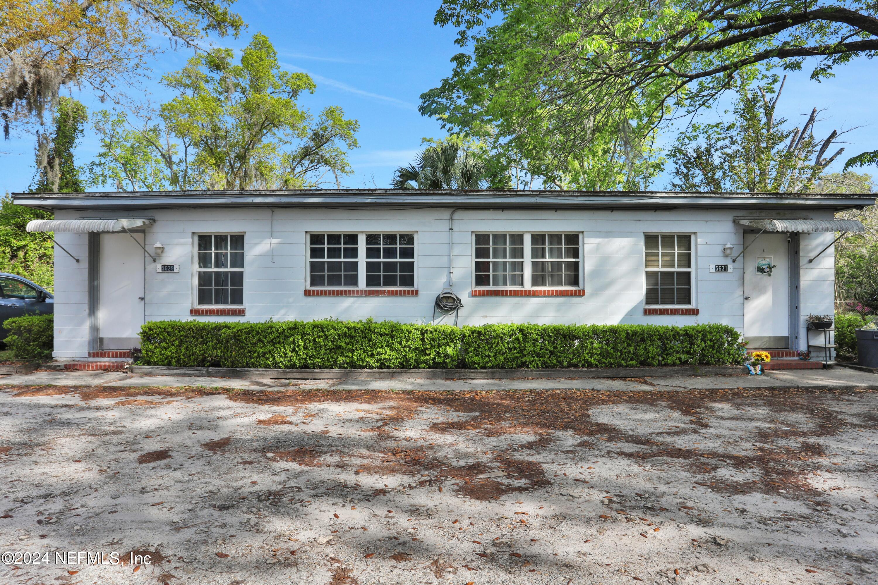 5629 Ricker Road Jacksonville, FL 32244 - Photo 29 of 34 front view of a house