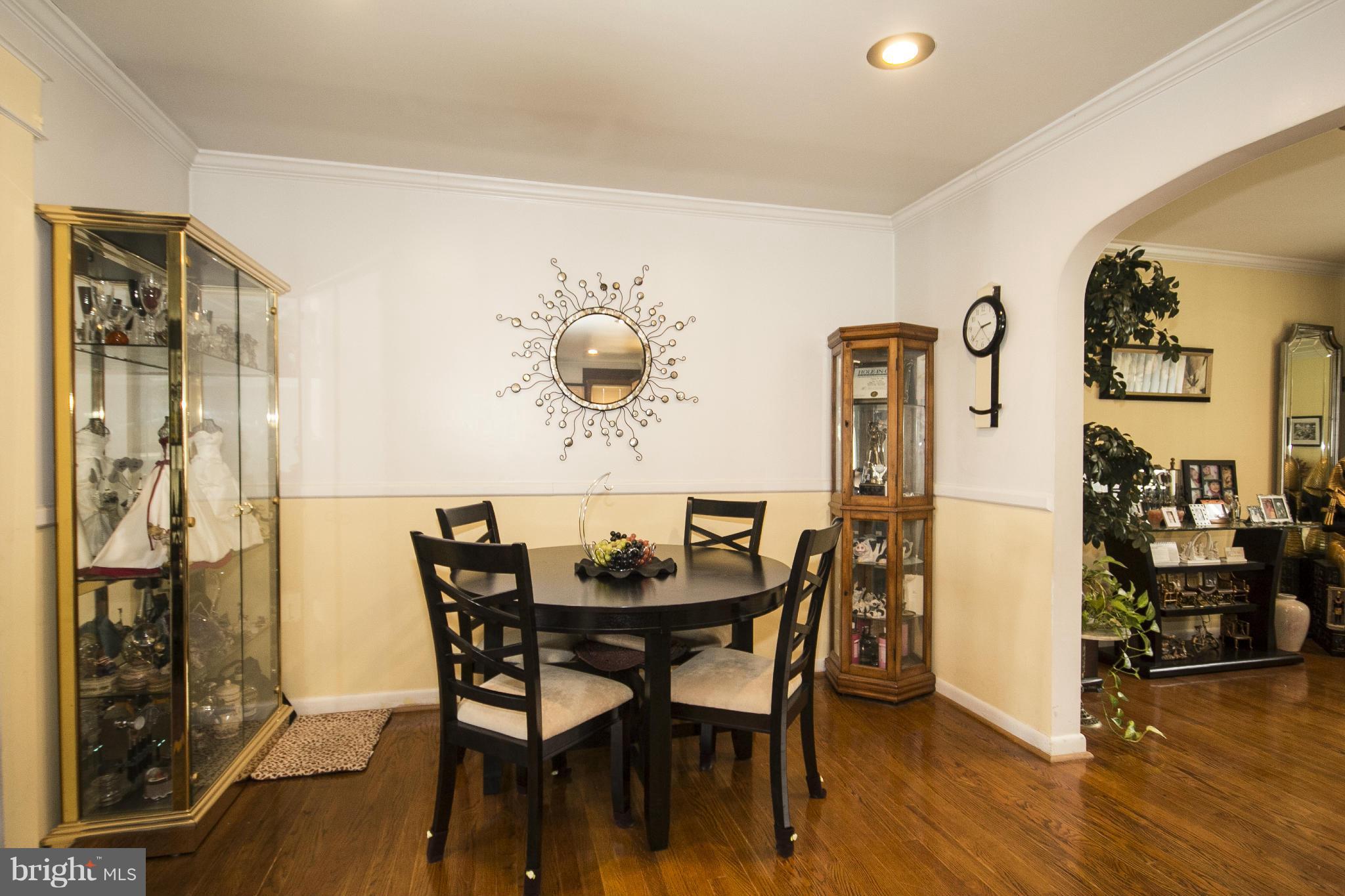 8207 Sagramore Road Baltimore, MD 21237 - Photo 6 of 23 Dining Room