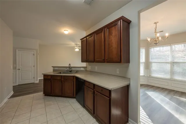 $2,300 | 204 Parc View Lane, Woodstock, GA 30188