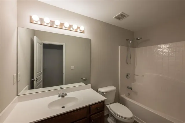 $2,300 | 204 Parc View Lane, Woodstock, GA 30188