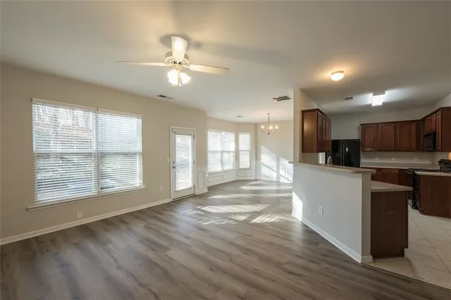 $2,300 | 204 Parc View Lane, Woodstock, GA 30188