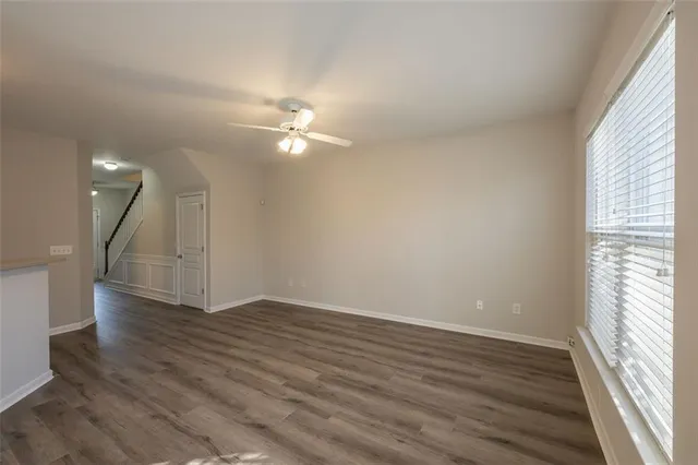 $2,300 | 204 Parc View Lane, Woodstock, GA 30188