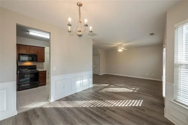 $2,300 | 204 Parc View Lane, Woodstock, GA 30188