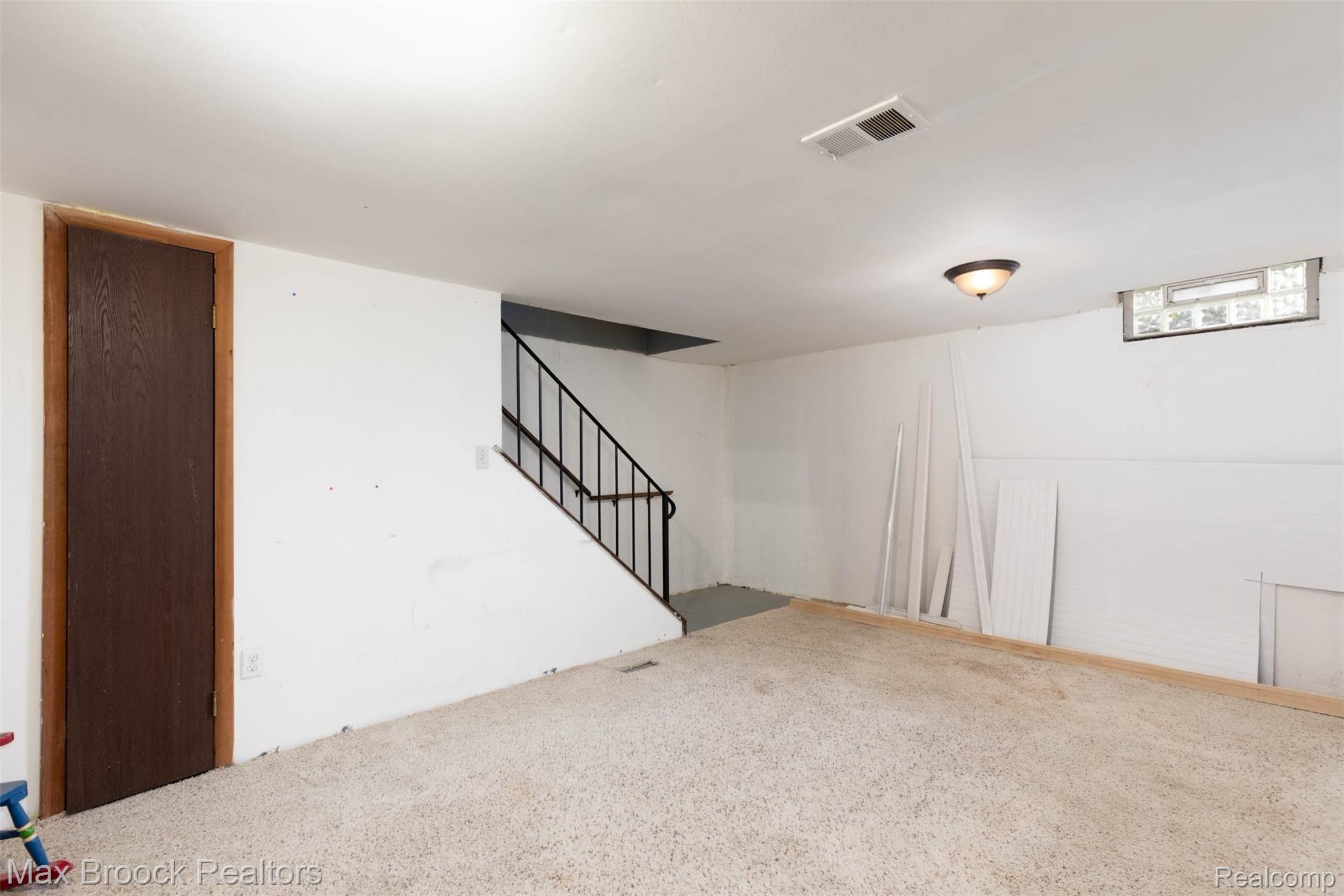 3136 Summers Road Keego Harbor, MI 48320 - Photo 17 of 20 3136 Summers Rd-14.jpg
