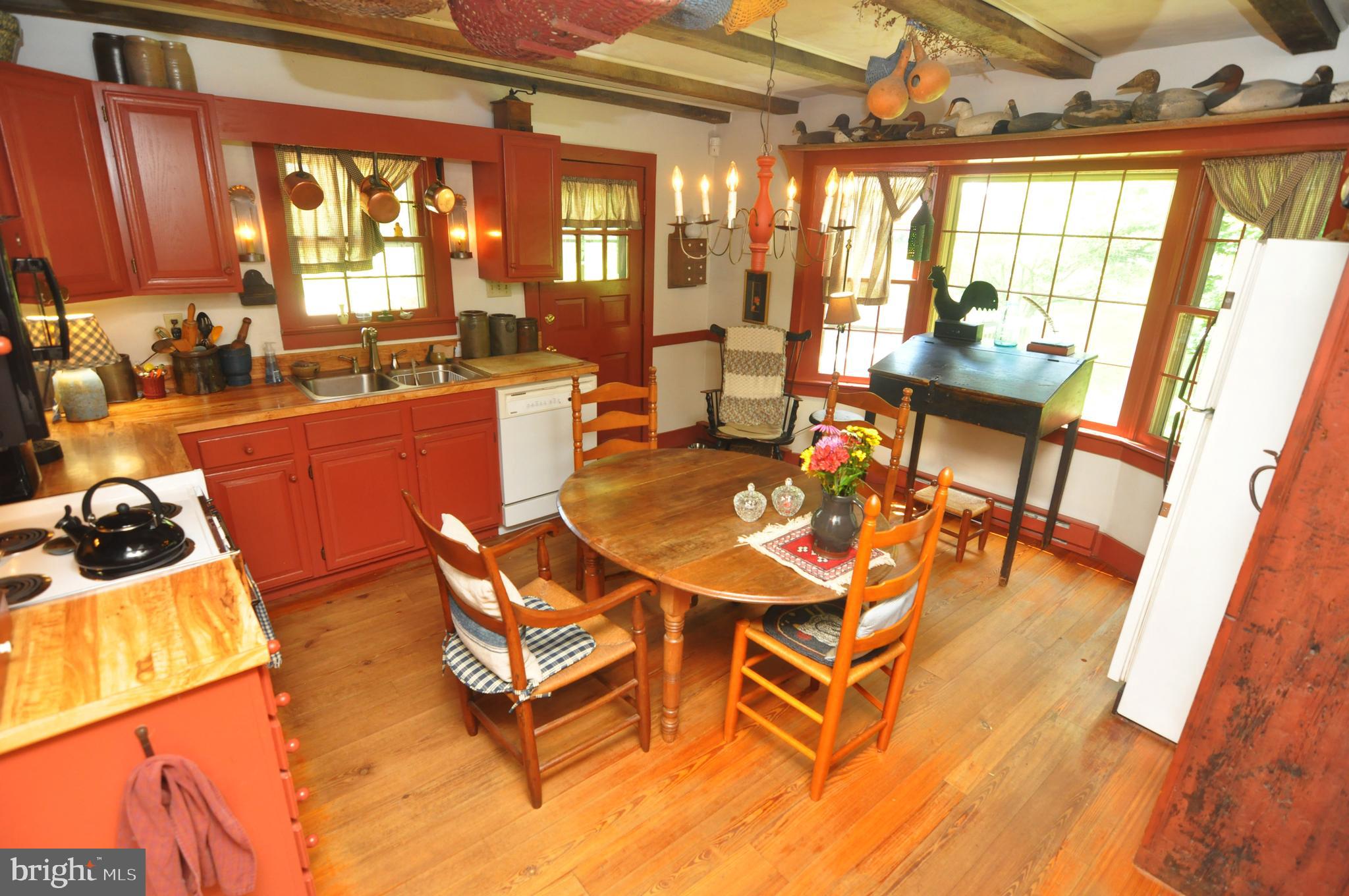 3591 Apple Pie Ridge Road Winchester, VA 22603 - Photo 27 of 44 Kitchen