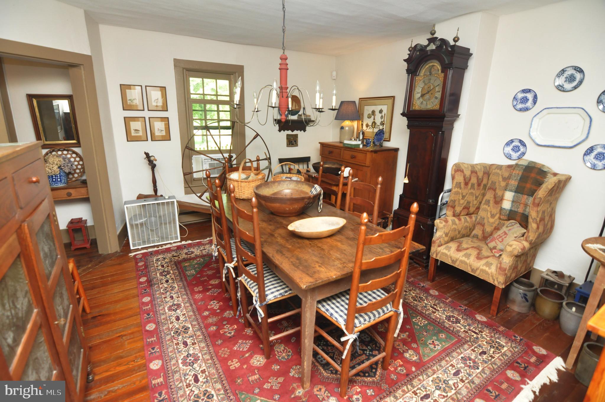 3591 Apple Pie Ridge Road Winchester, VA 22603 - Photo 28 of 44 Dining room