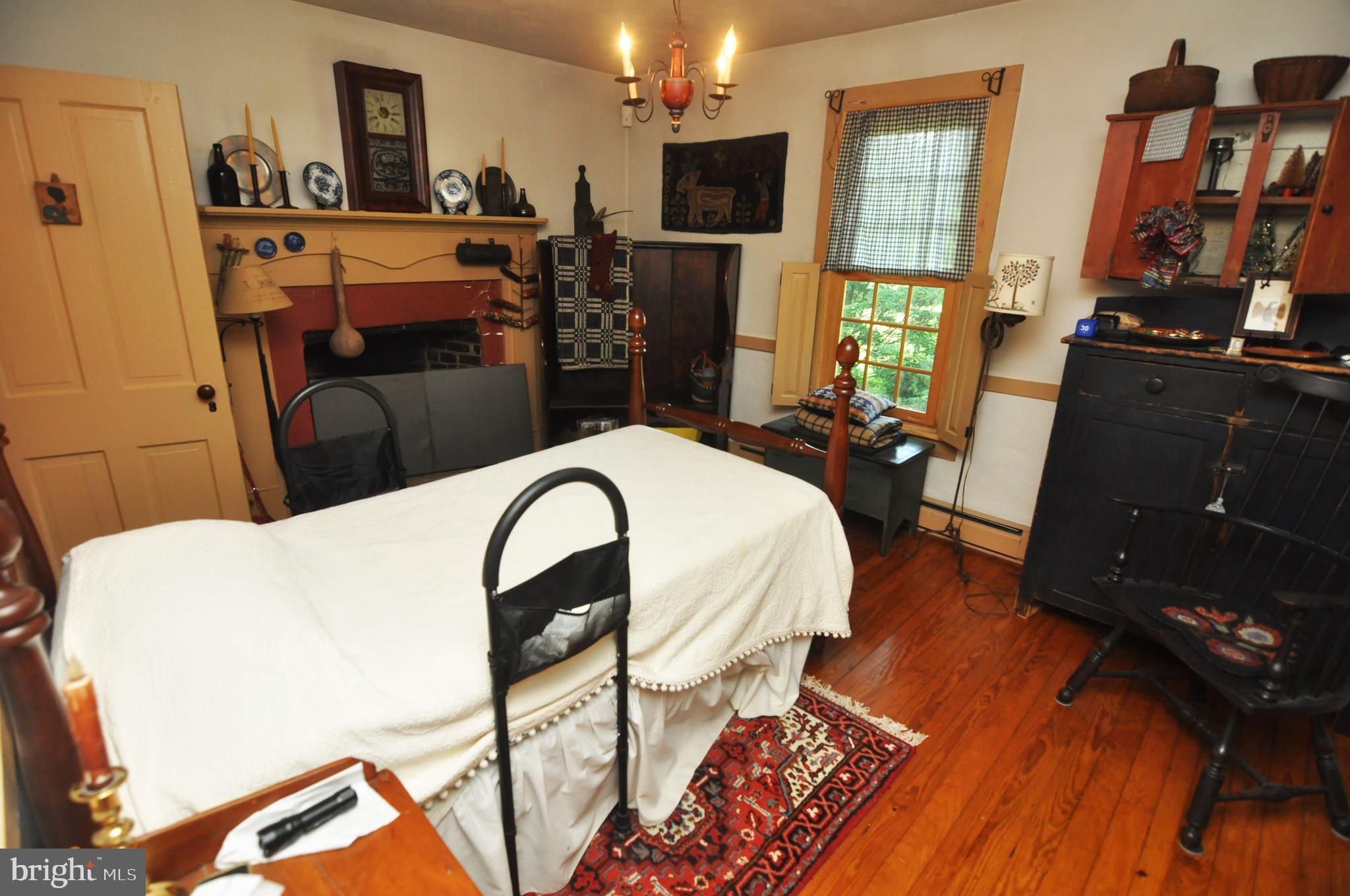 3591 Apple Pie Ridge Road Winchester, VA 22603 - Photo 32 of 44 Family room