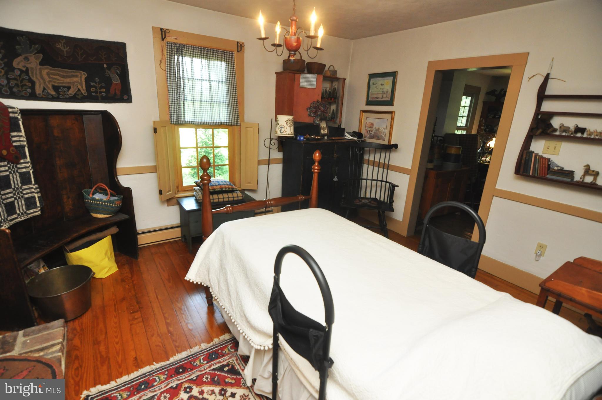 3591 Apple Pie Ridge Road Winchester, VA 22603 - Photo 33 of 44 Family room