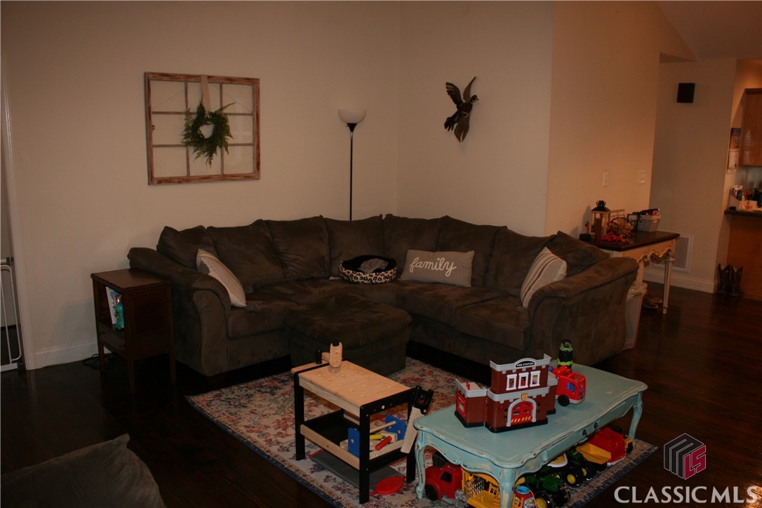 406 Harris Road Lexington, GA 30648 - Photo 3 of 43