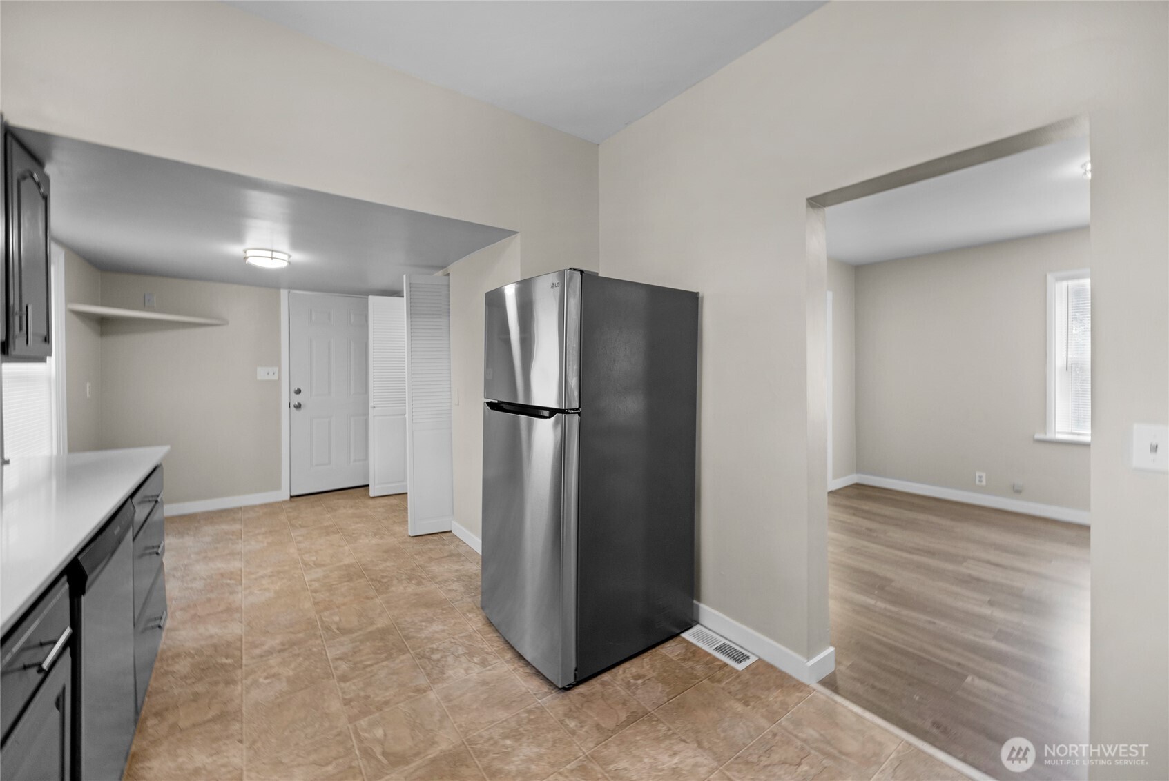 1925 Lombard Avenue Everett, WA 98201 - Photo 7 of 25
