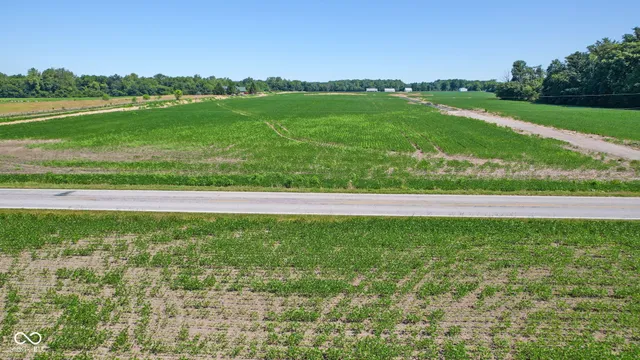 $350,000 | 1561 Highway 52, New Palestine, IN 46163