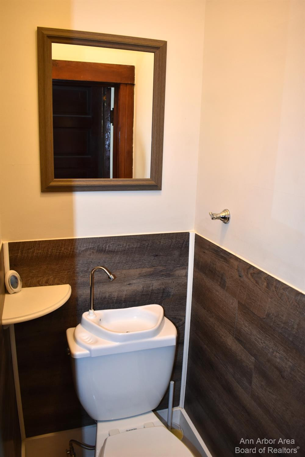 535 Allen Road Milan, MI 48160 - Photo 15 of 28 Photo 15