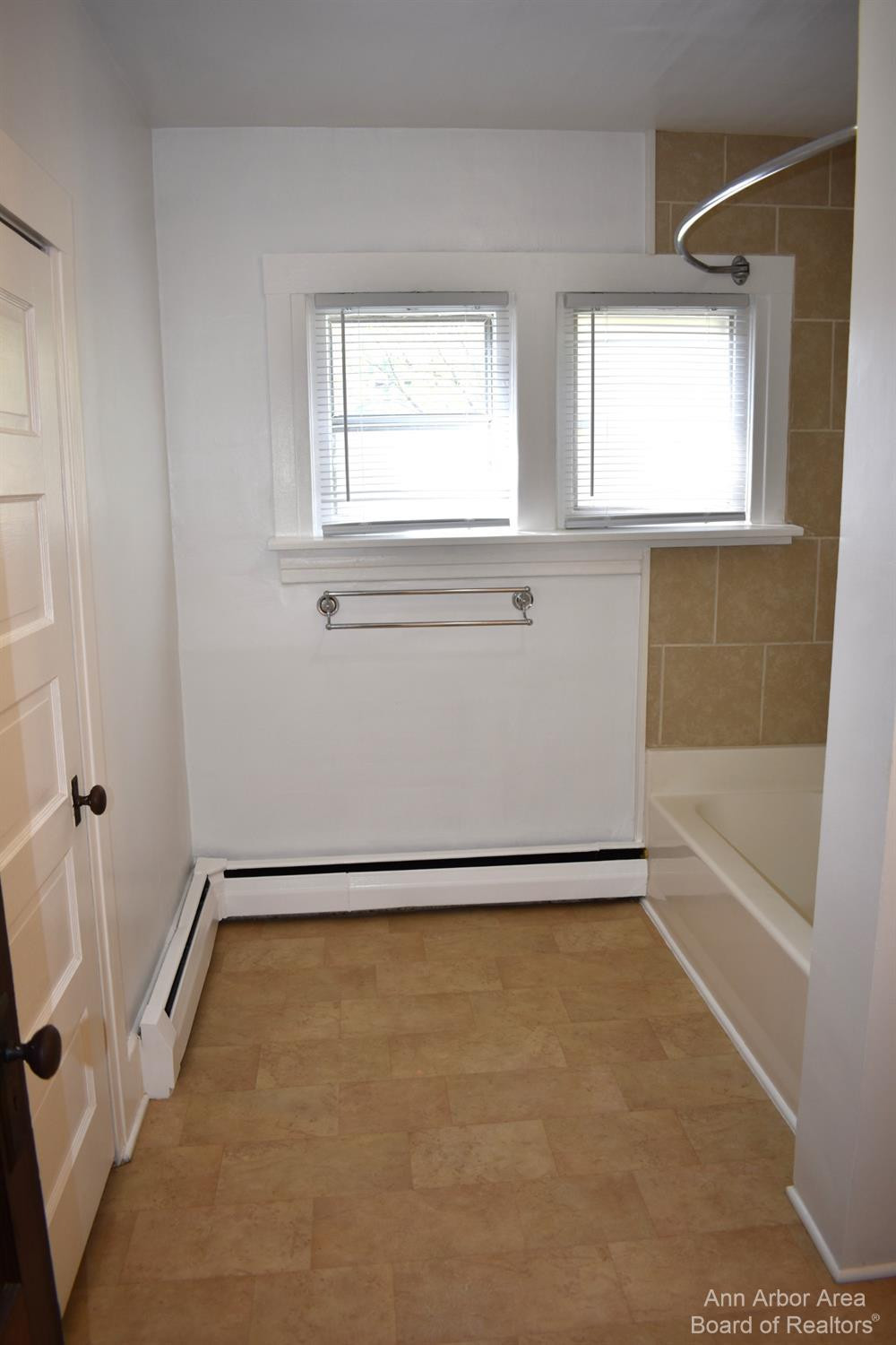 535 Allen Road Milan, MI 48160 - Photo 20 of 28 Photo 20