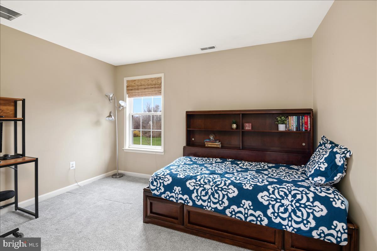 210 Shea Road Lothian, MD 20711 - Photo 21 of 41 Bedroom 3