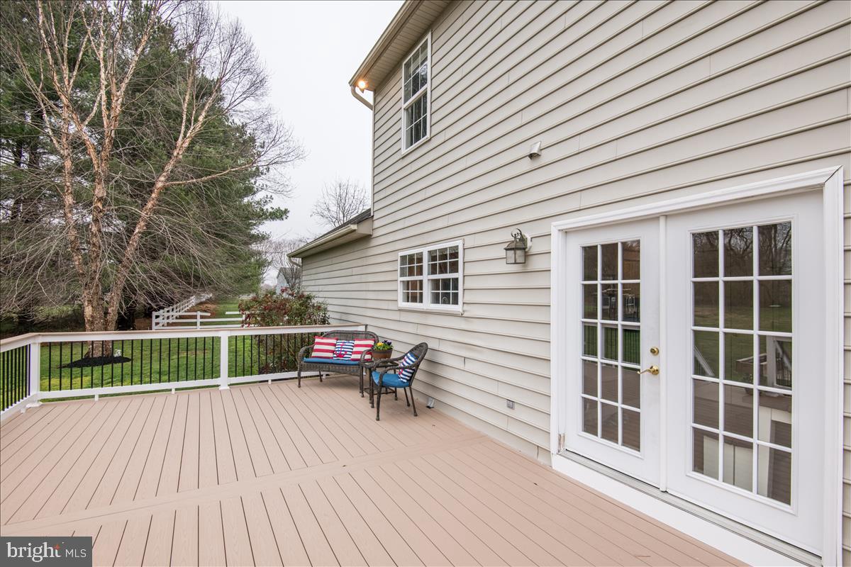 210 Shea Road Lothian, MD 20711 - Photo 33 of 41 Rear deck Azek decking