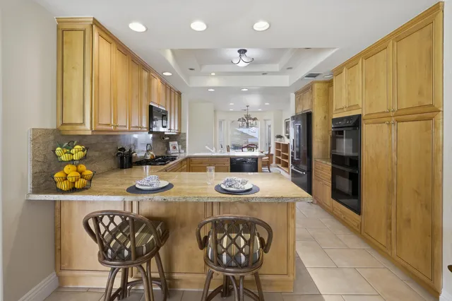 $949,000 | 49045 Cedros Circle, La Quinta, CA 92253