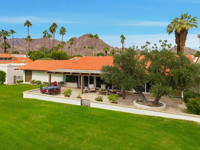 $949,000 | 49045 Cedros Circle, La Quinta, CA 92253