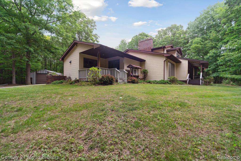 14210 West Burt Road Chesaning, MI 48616 - Photo 40 of 44 Gallery Image 40