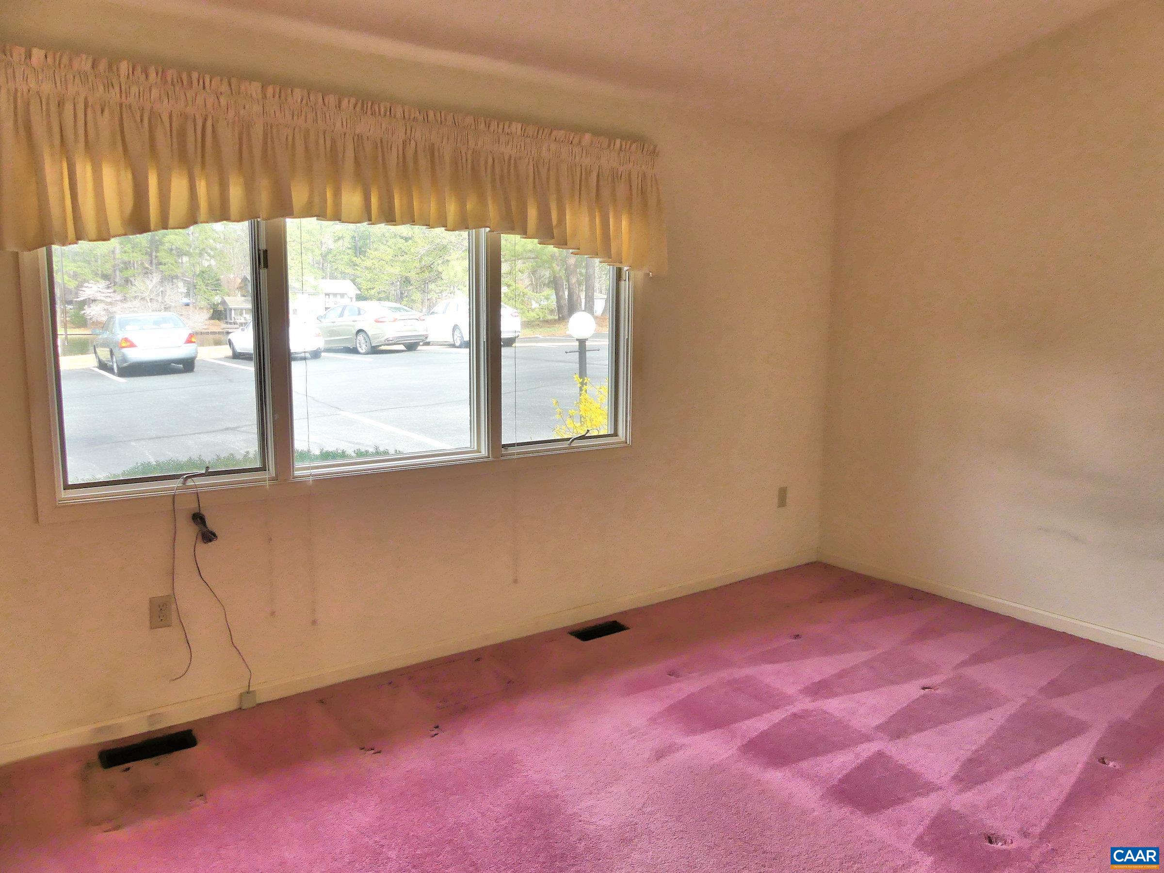 2 Marina Point Palmyra, VA 22963 - Photo 17 of 32 an empty room with a window