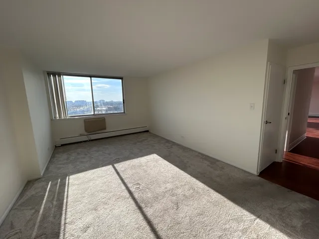 $220,000 | 40 North Tower Road, Unit 8F, Oak Brook, IL 60523