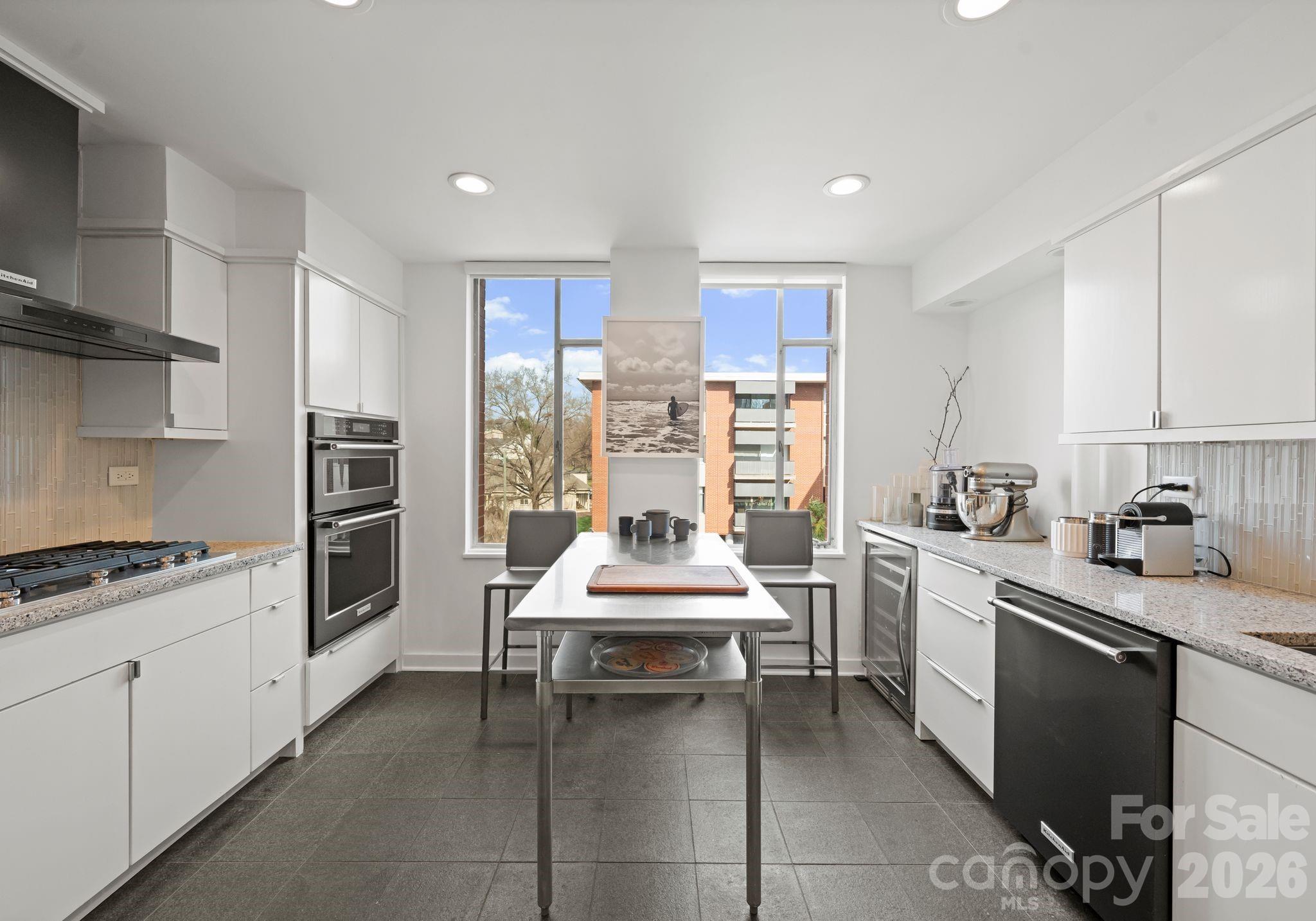 1300 Queens Road Charlotte, NC 28207 - Photo 13 of 45