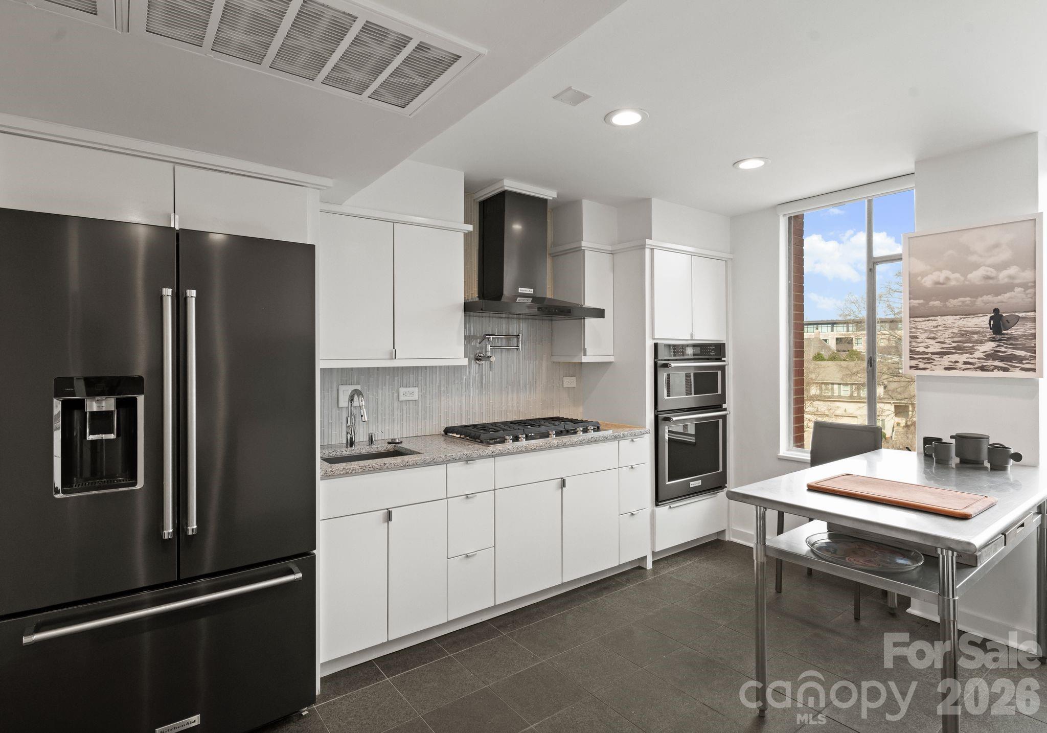 1300 Queens Road Charlotte, NC 28207 - Photo 15 of 45