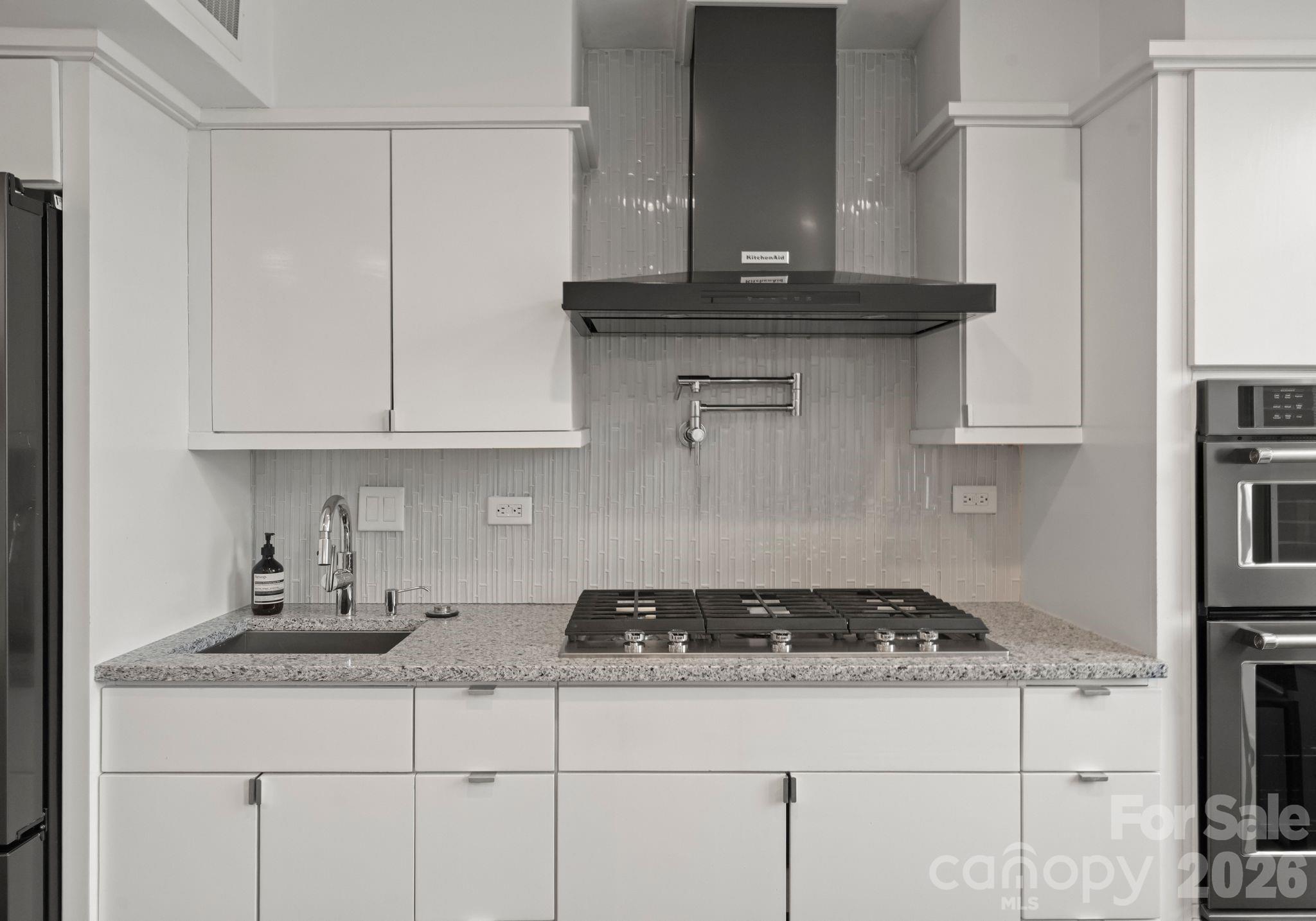 1300 Queens Road Charlotte, NC 28207 - Photo 20 of 45