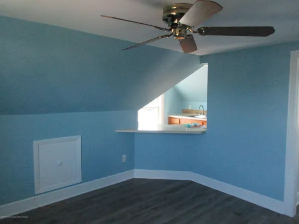 $1,800 | 205 11th Avenue, Unit 3, Belmar, NJ 07719