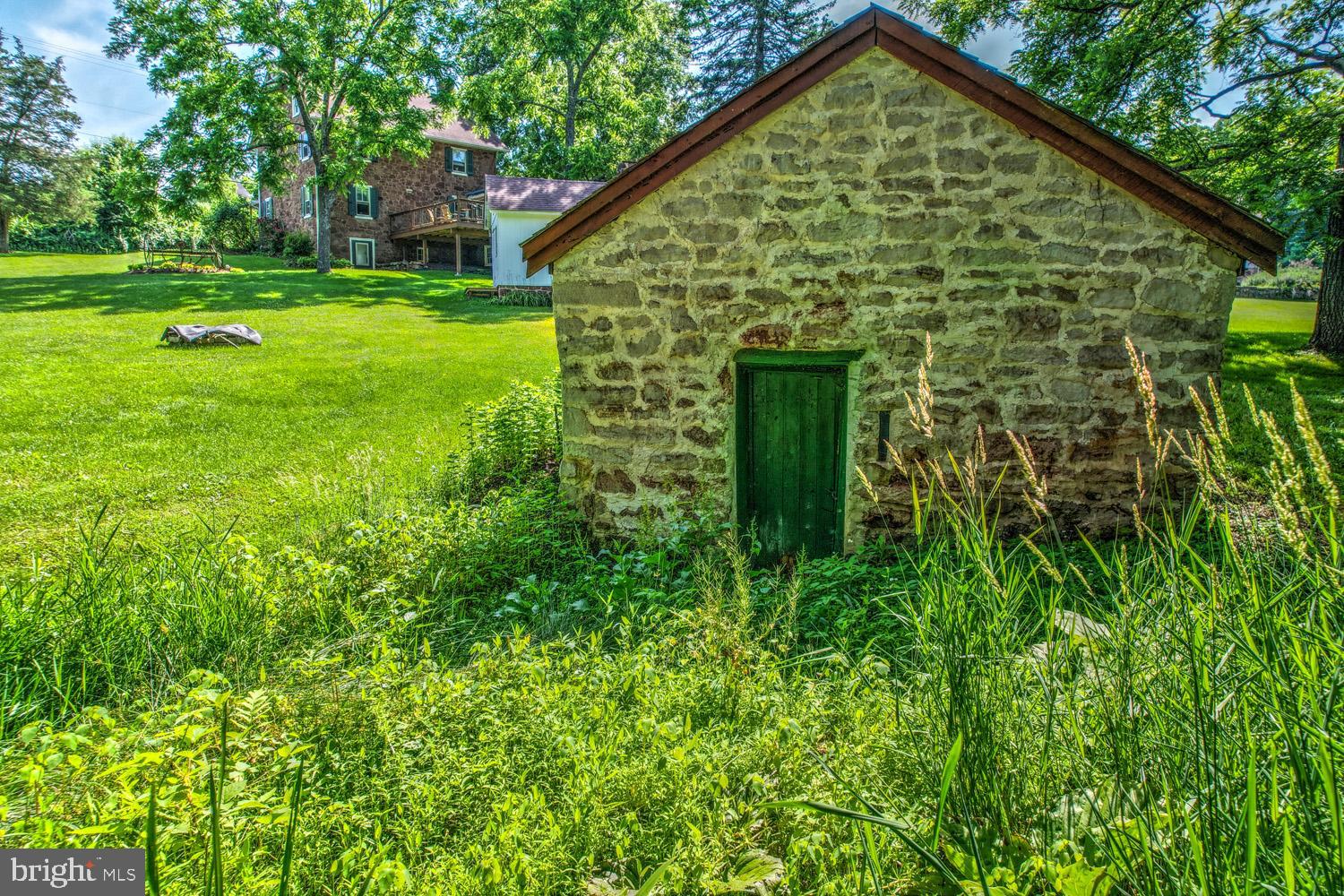 289 White Bear Road Birdsboro, PA 19508 - Photo 14 of 37