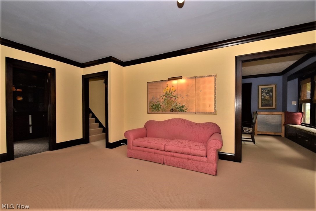 1629 Compton Road Cleveland Heights, OH 44118 - Photo 4 of 24