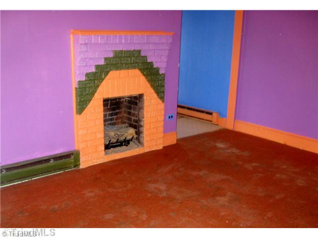 148 Houston Road Mocksville, NC 27028 - Photo 3 of 6 Living Room.
