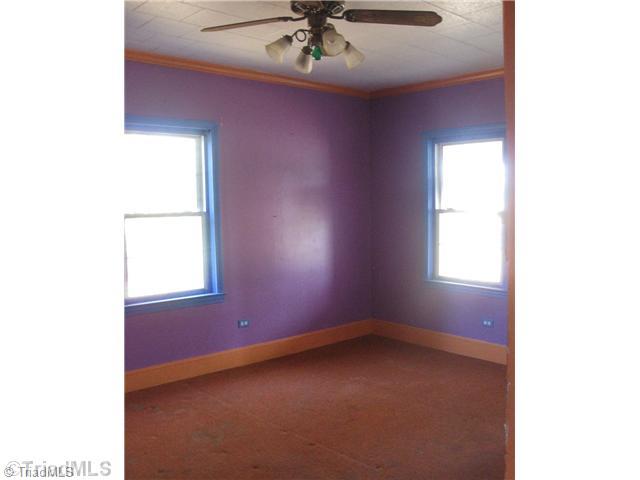 148 Houston Road Mocksville, NC 27028 - Photo 4 of 6 Living Room.