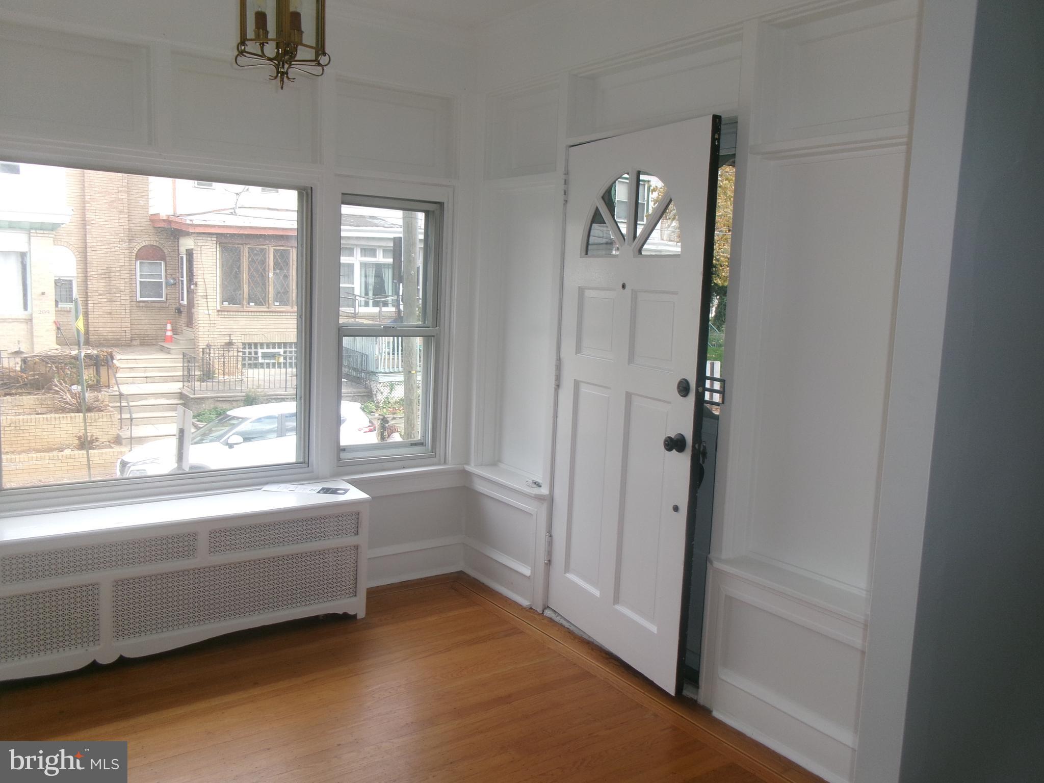 200 Wembly Road Upper Darby, PA 19082 - Photo 11 of 47 a bathroom with a bathtub and a shower