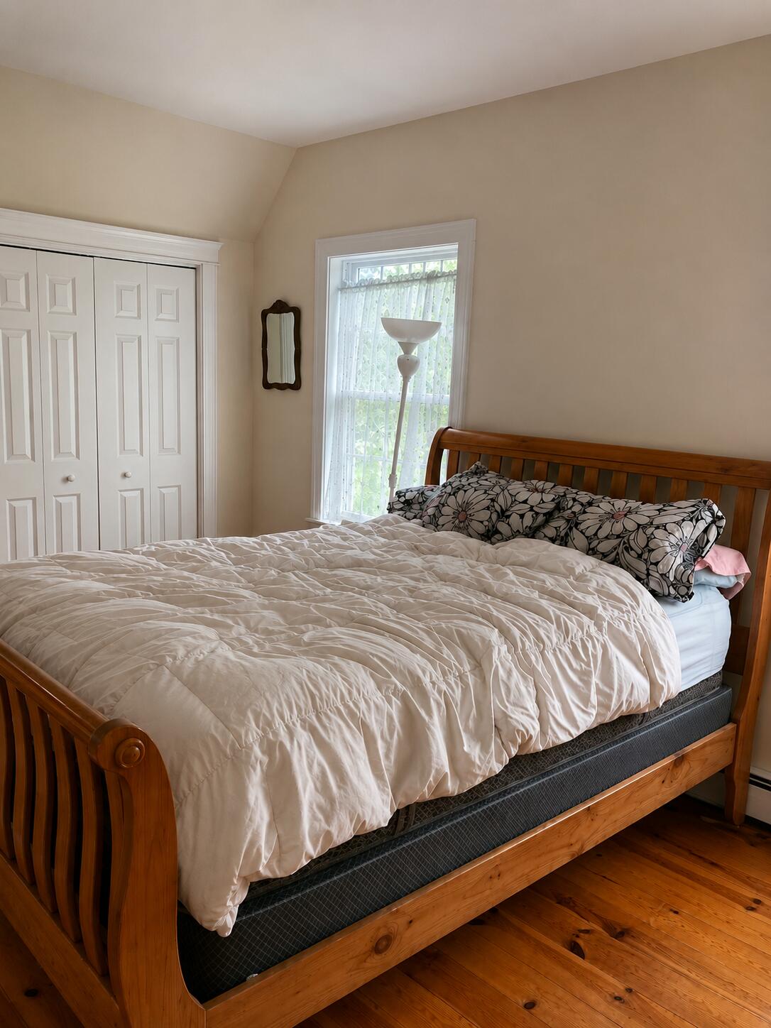 14 Eastfield Road Cape Elizabeth, ME 04107 - Photo 27 of 32 Bed