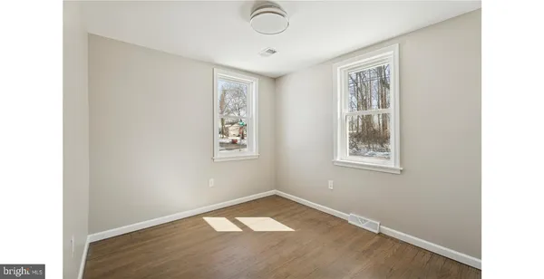 a view of empty room with window