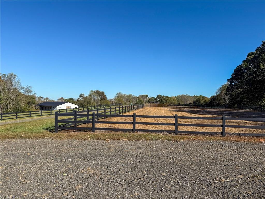 979 Perkinson Road Ruffin, NC 27326 - Photo 6 of 46