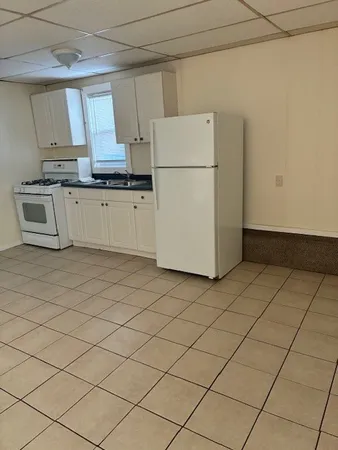 $1,275 | 37 Wakefield Street, Unit 6, West Warwick, RI 02893