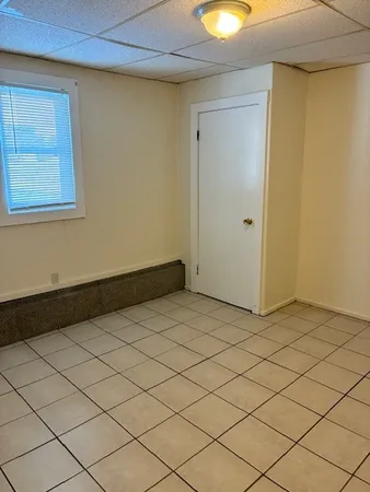 $1,275 | 37 Wakefield Street, Unit 6, West Warwick, RI 02893