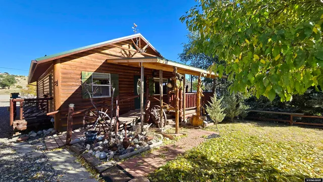 $225,000 | 728 Park Street, Thermopolis, WY 82443