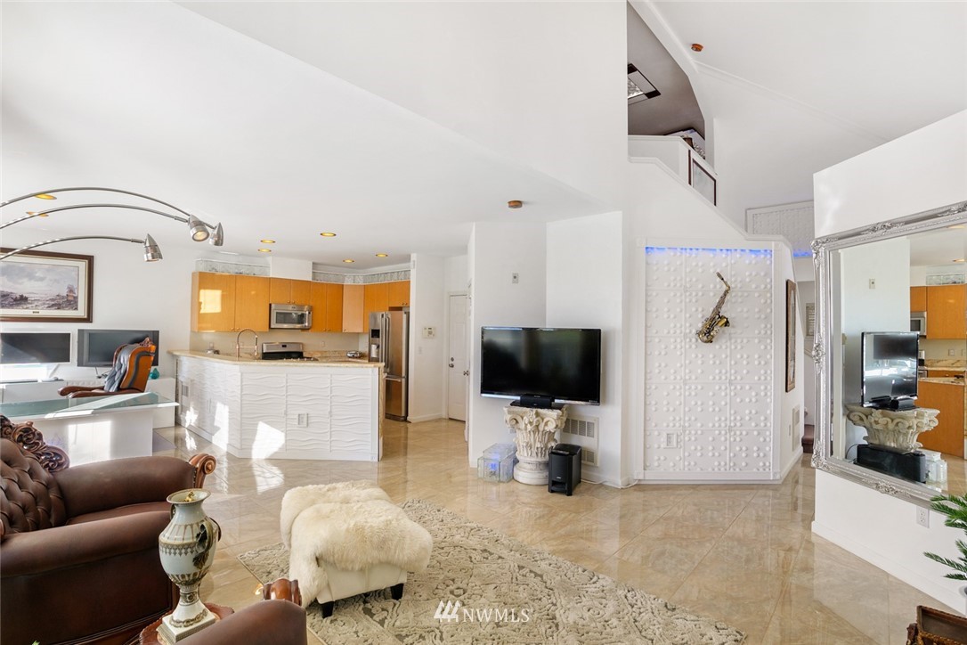 4815 Lake Place South, Unit A Renton, WA 98055 - Photo 12 of 25 Gallery Image 12