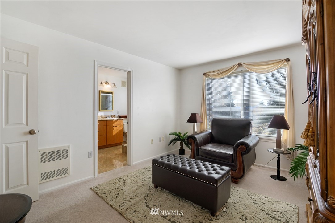 4815 Lake Place South, Unit A Renton, WA 98055 - Photo 15 of 25 Gallery Image 15