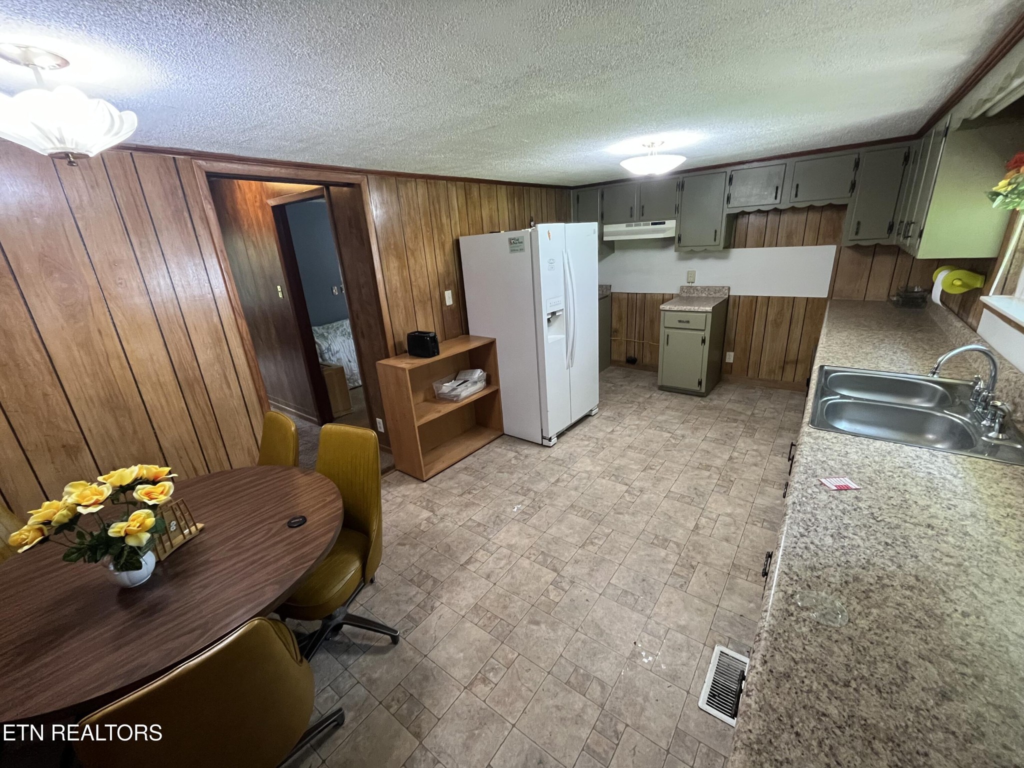 2301 Mitchell Road Mascot, TN 37806 - Photo 18 of 28 Gallery Image 18