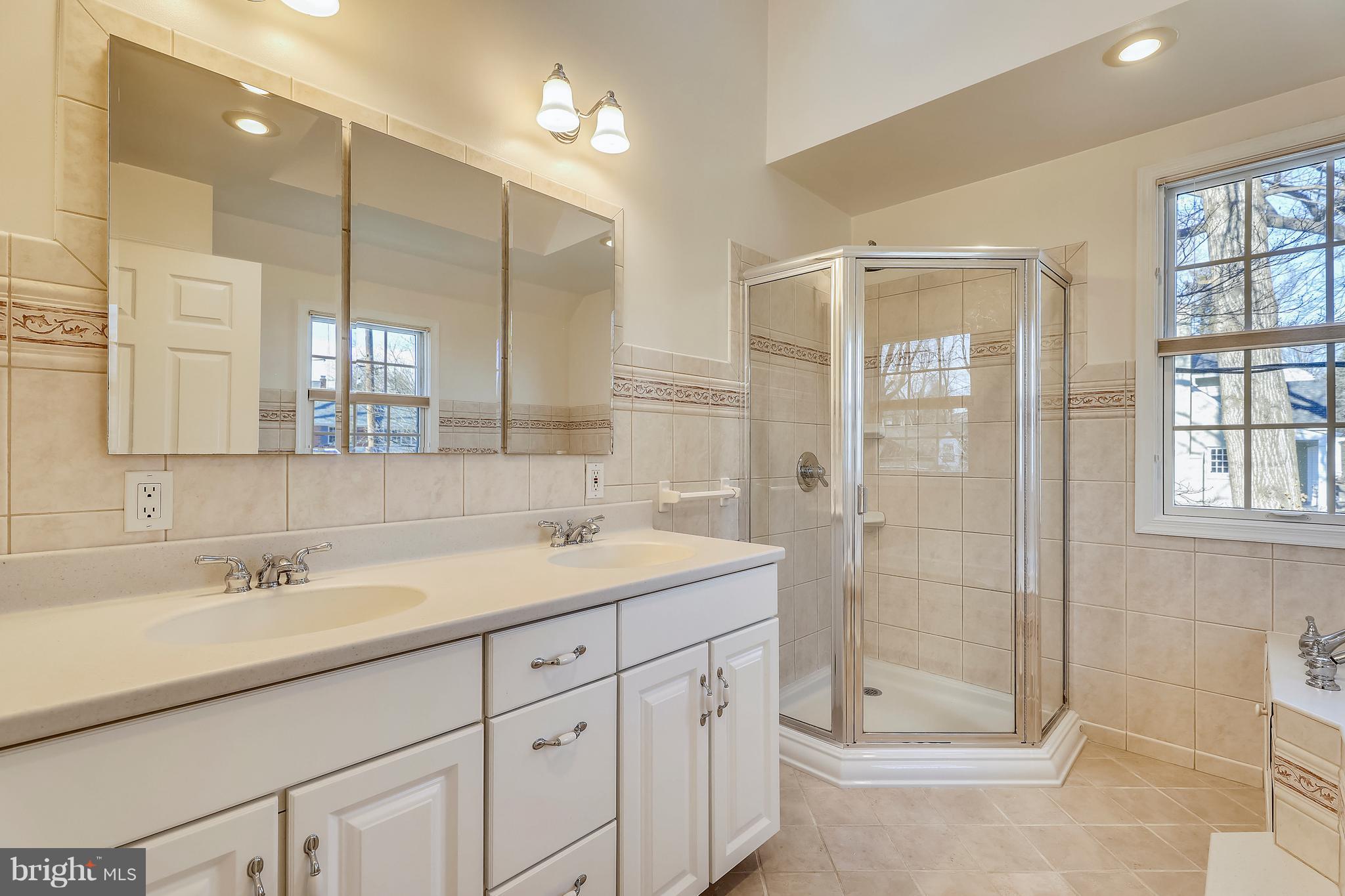 9510 Bruce Drive Silver Spring, MD 20901 - Photo 20 of 48 Master bathroom