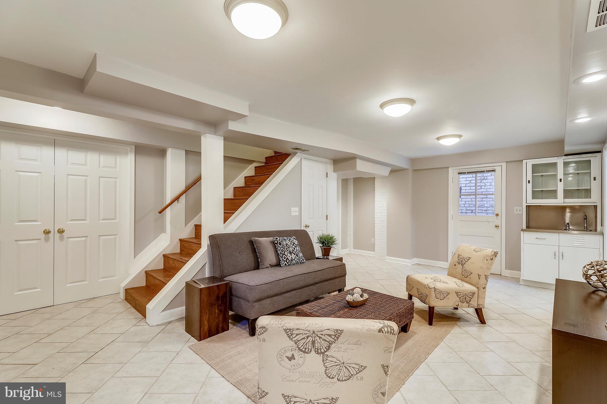 9510 Bruce Drive Silver Spring, MD 20901 - Photo 29 of 48 Family Room