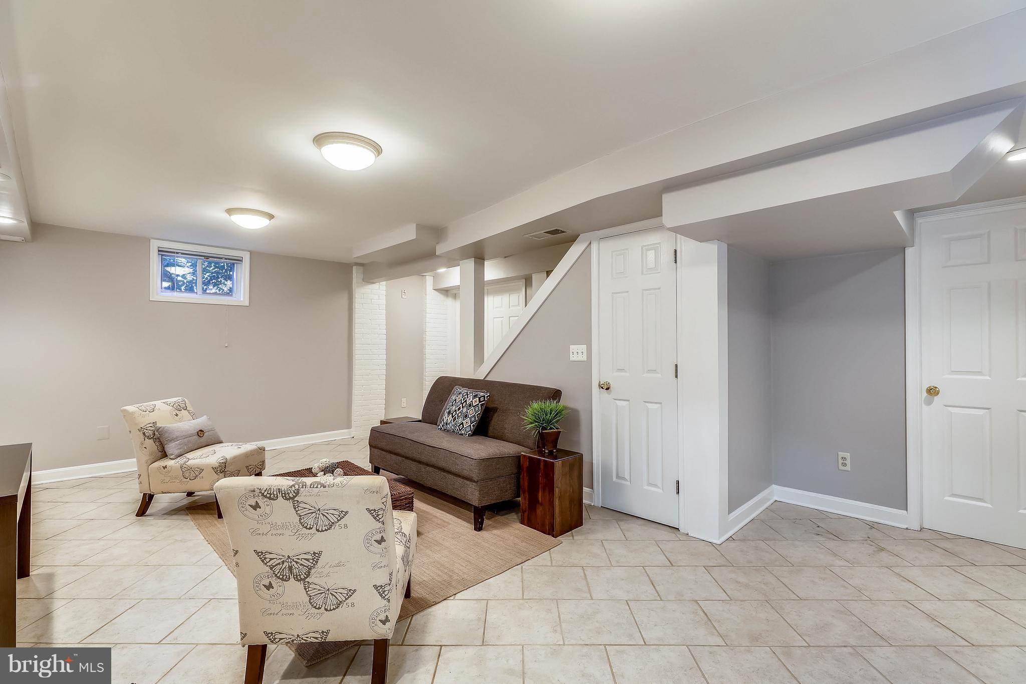 9510 Bruce Drive Silver Spring, MD 20901 - Photo 32 of 48 Family Room