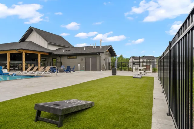 $3,953 | 6848 Aqua Trail, Inver Grove Heights, MN 55077